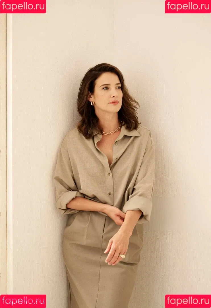 Cobie Smulders / CobieSmulders Onlyfans Photo Gallery 