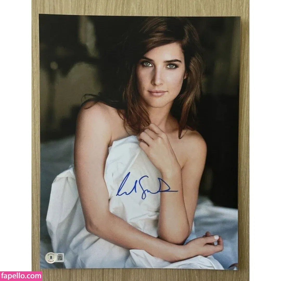 Cobie Smulders / CobieSmulders Onlyfans Photo Gallery 