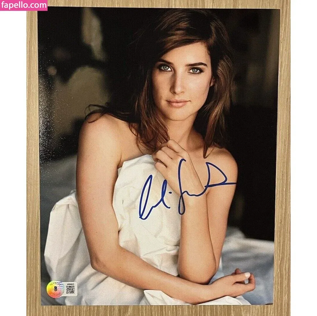 Cobie Smulders / CobieSmulders Onlyfans Photo Gallery 