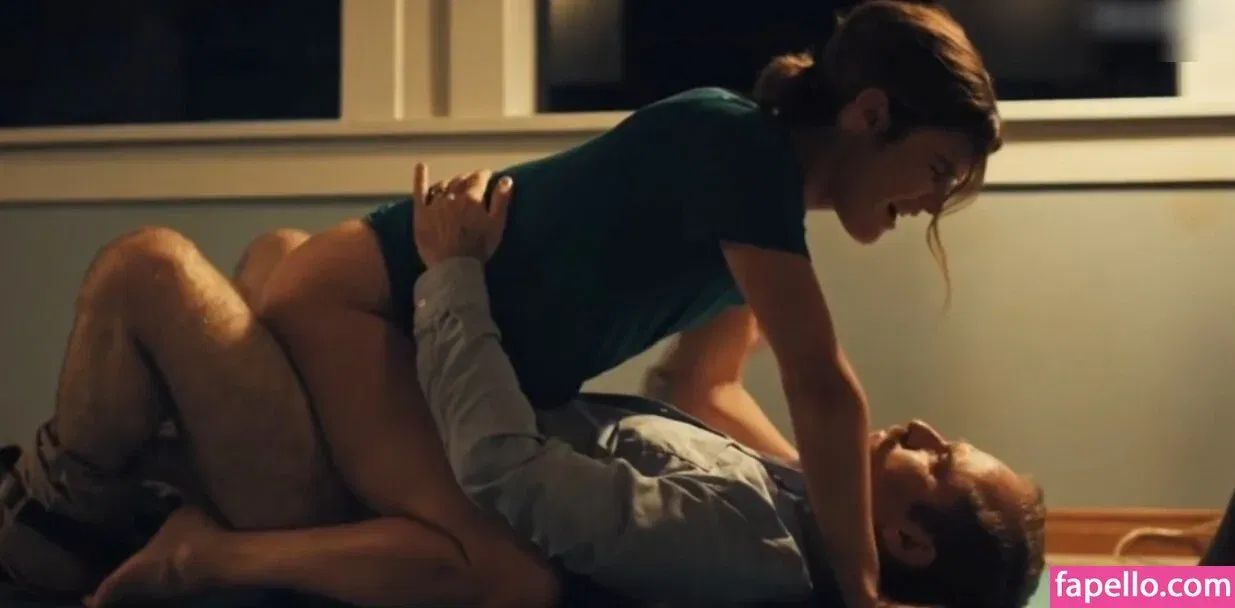 Cobie Smulders / CobieSmulders Onlyfans Photo Gallery 