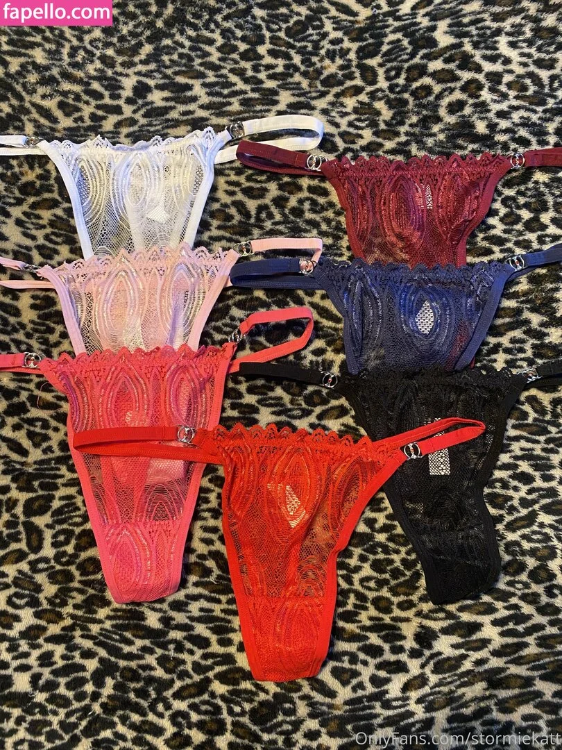 stormie.kat / stormiekatt Onlyfans Photo Gallery 