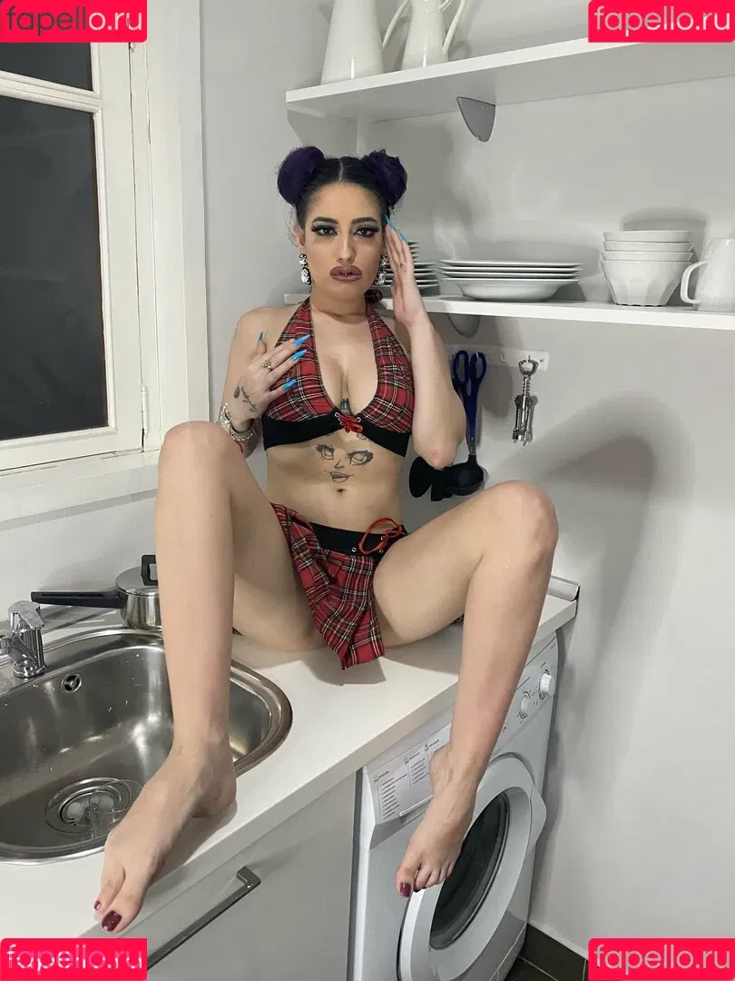 imkkleeo / kleopwtrx Onlyfans Photo Gallery 
