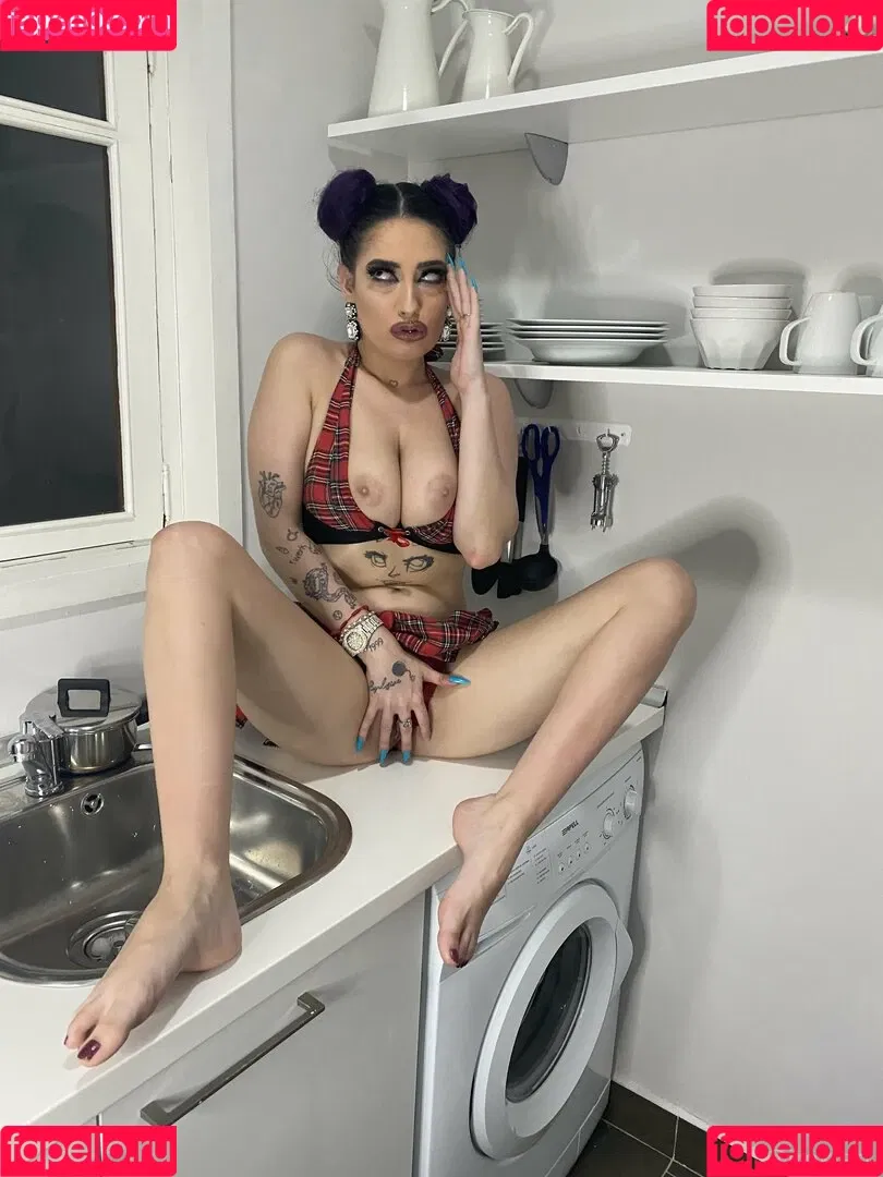imkkleeo / kleopwtrx Onlyfans Photo Gallery 