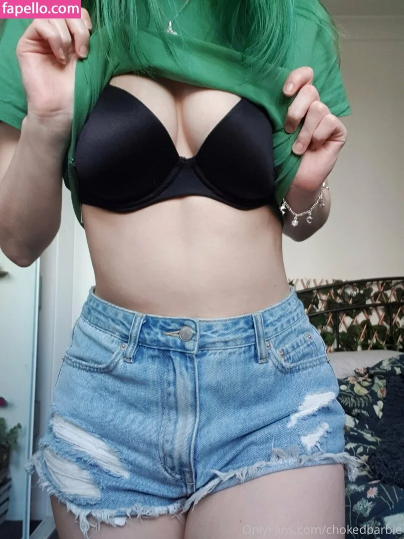 choked_barbie / chokedbarbie Onlyfans Photo Gallery 