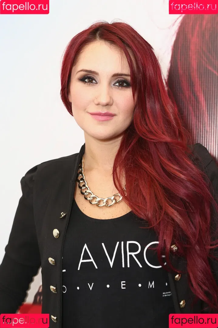 Dulce Maria / dulcemar19 / dulcemaria Onlyfans Photo Gallery 