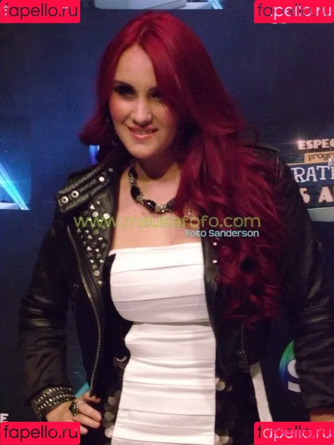 Dulce Maria / dulcemar19 / dulcemaria Onlyfans Photo Gallery 