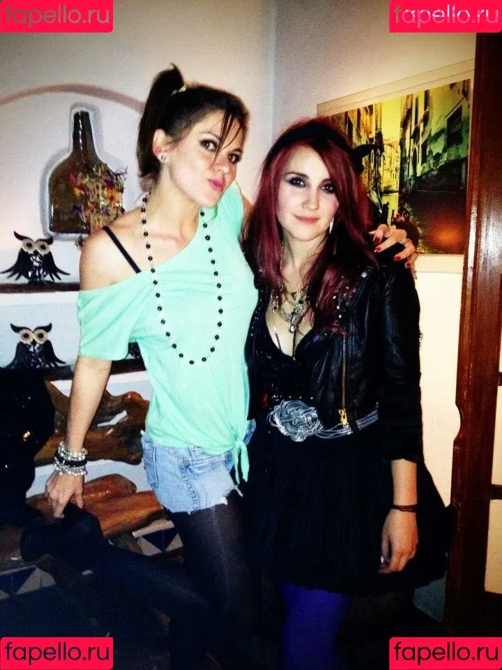 Dulce Maria / dulcemar19 / dulcemaria Onlyfans Photo Gallery 