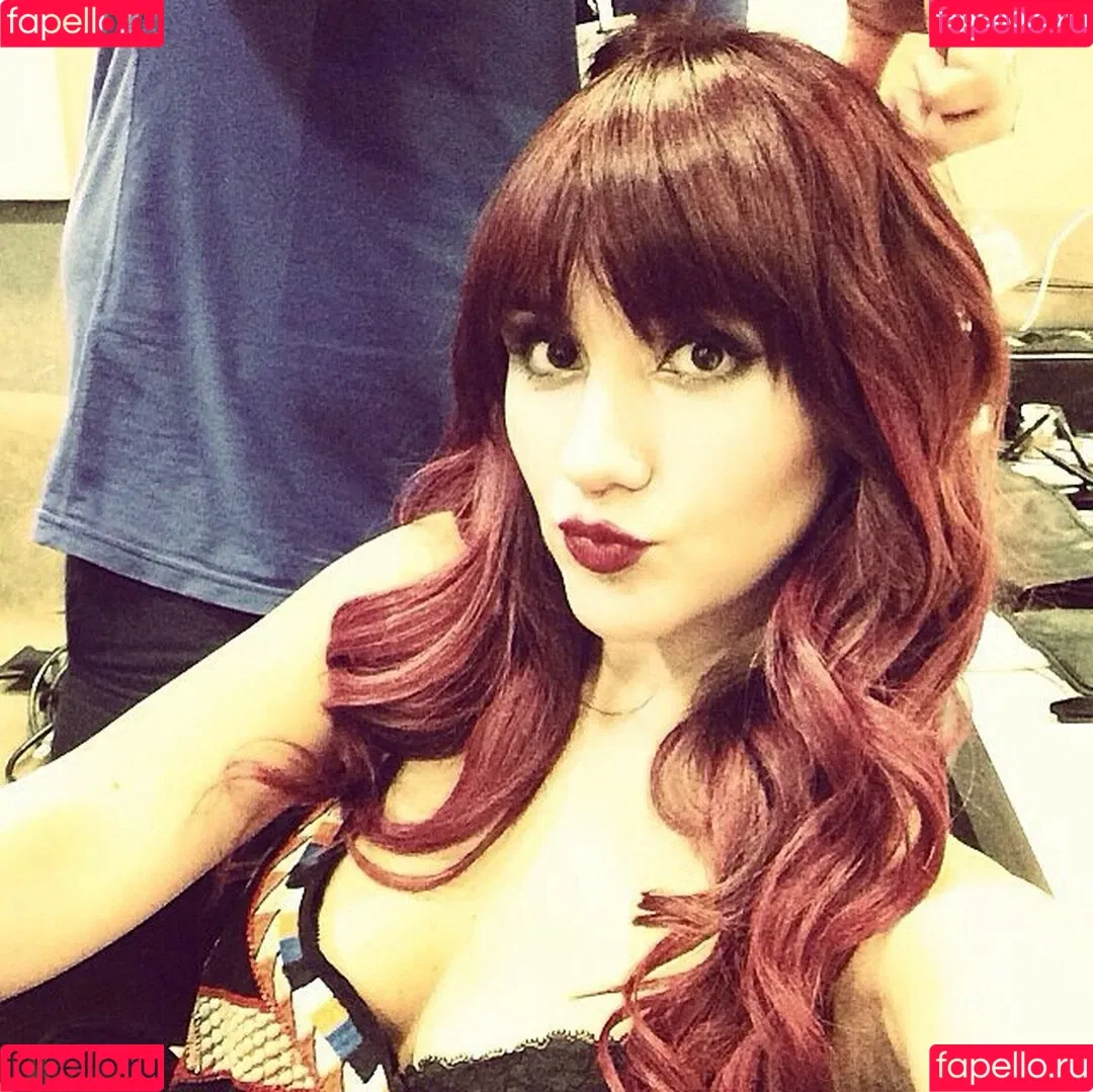 Dulce Maria / dulcemar19 / dulcemaria Onlyfans Photo Gallery 