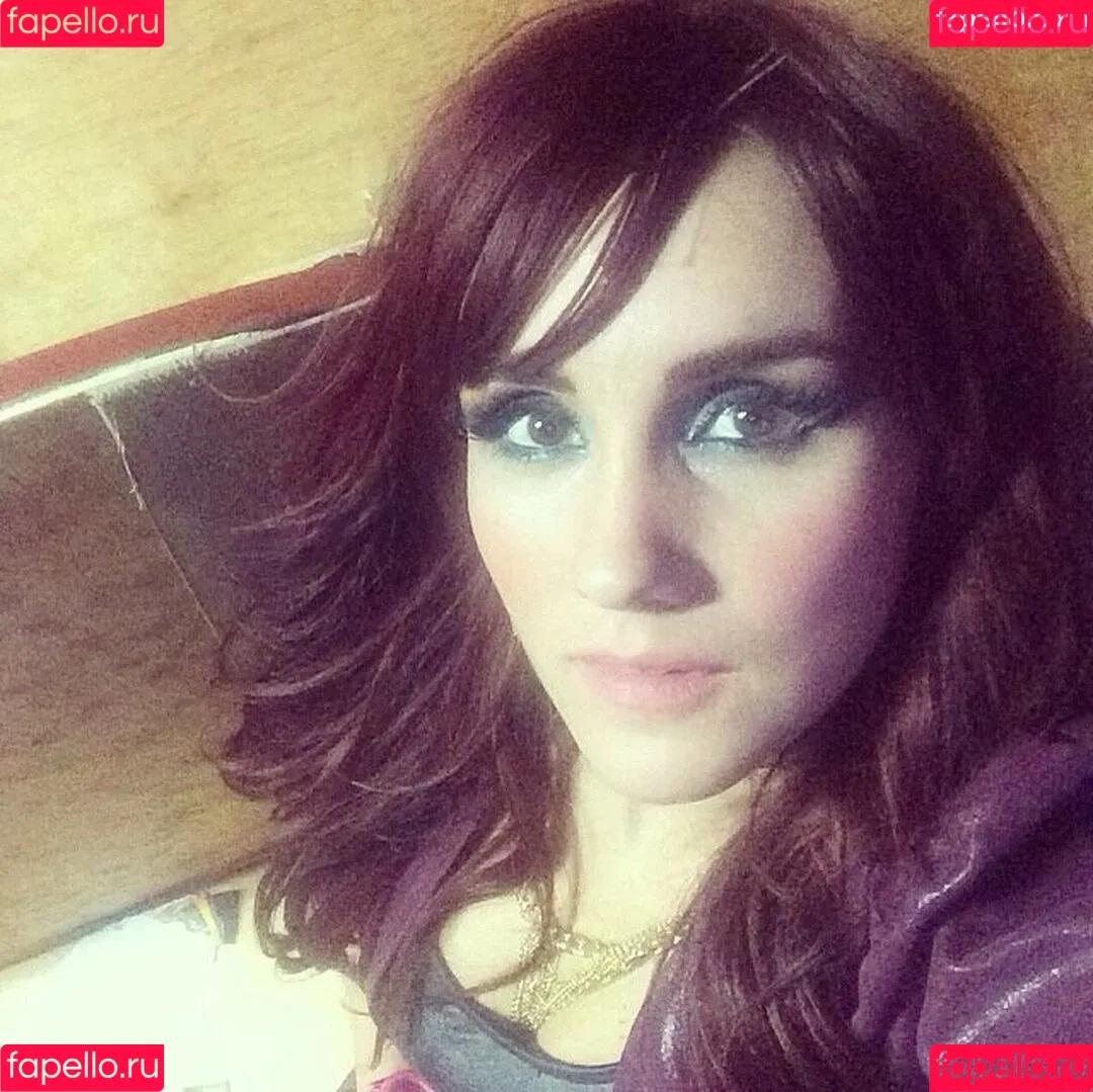 Dulce Maria / dulcemar19 / dulcemaria Onlyfans Photo Gallery 
