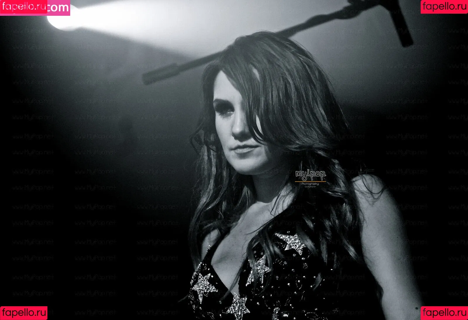 Dulce Maria / dulcemar19 / dulcemaria Onlyfans Photo Gallery 