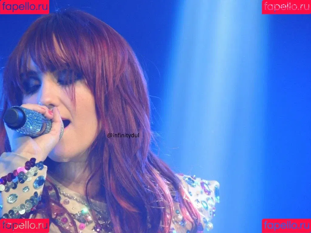 Dulce Maria / dulcemar19 / dulcemaria Onlyfans Photo Gallery 