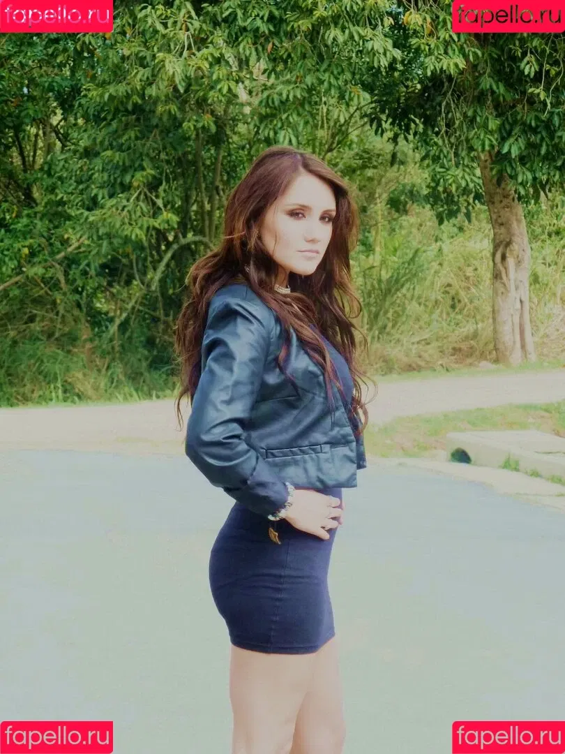 Dulce Maria / dulcemar19 / dulcemaria Onlyfans Photo Gallery 