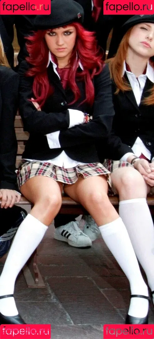 Dulce Maria / dulcemar19 / dulcemaria Onlyfans Photo Gallery 