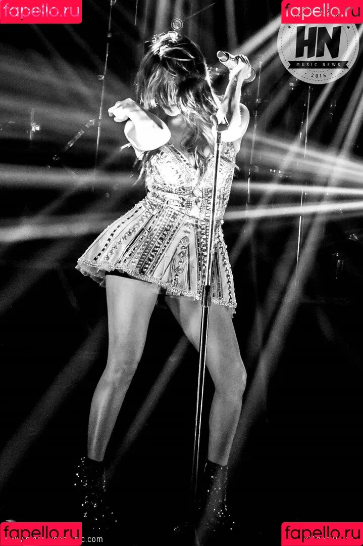 Dulce Maria / dulcemar19 / dulcemaria Onlyfans Photo Gallery 
