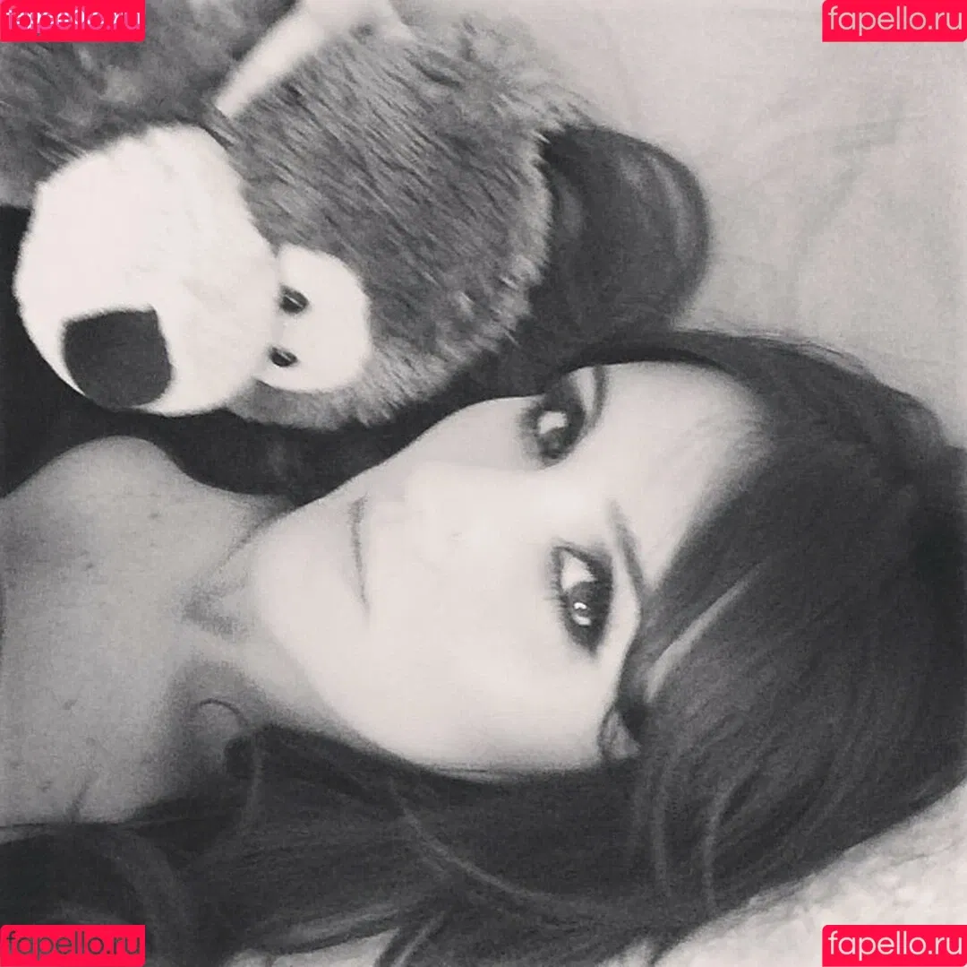 Dulce Maria / dulcemar19 / dulcemaria Onlyfans Photo Gallery 
