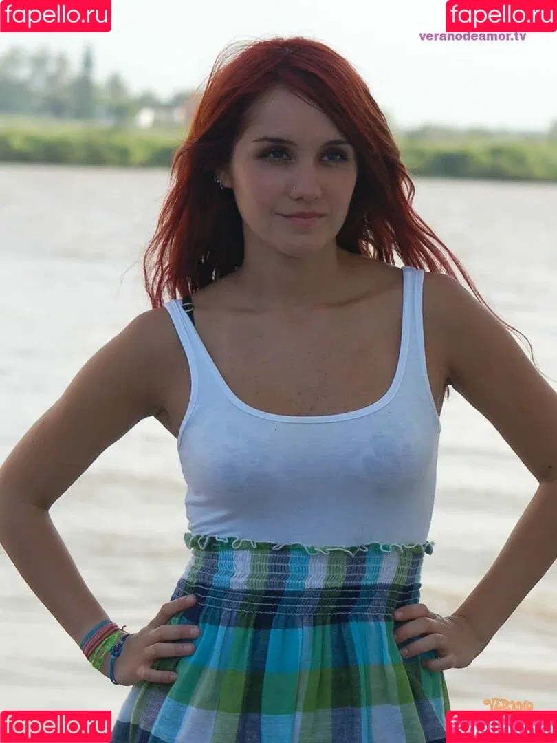 Dulce Maria / dulcemar19 / dulcemaria Onlyfans Photo Gallery 