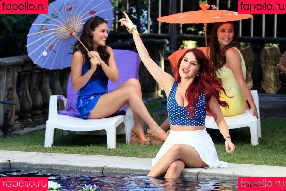 Dulce Maria / dulcemar19 / dulcemaria Onlyfans Photo Gallery 
