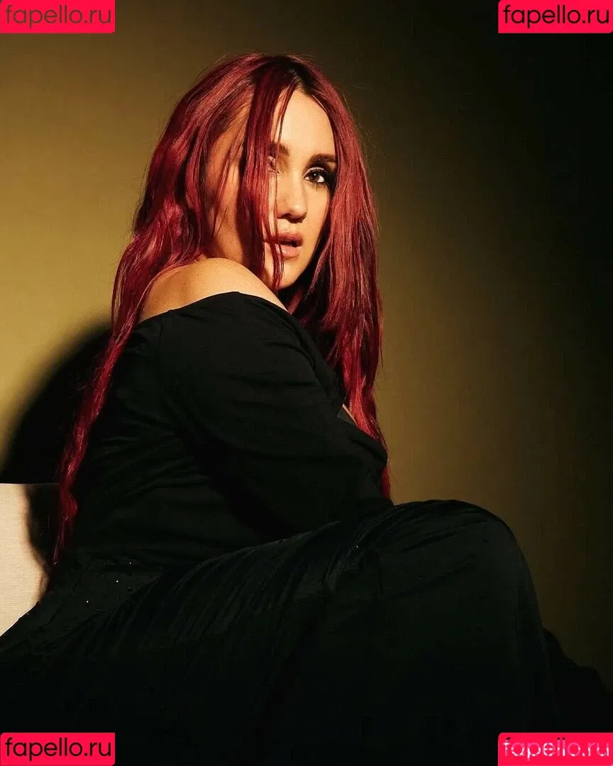 Dulce Maria / dulcemar19 / dulcemaria Onlyfans Photo Gallery 