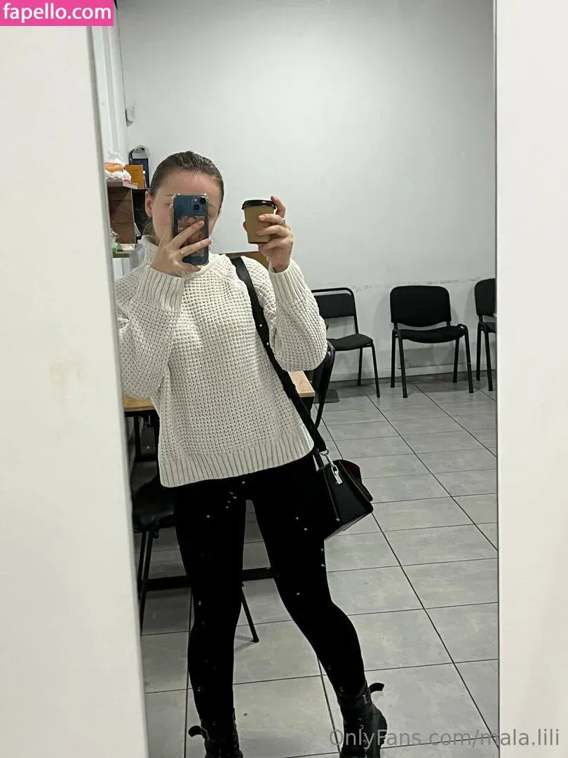 mala.lili / mali.and.lili Onlyfans Photo Gallery 