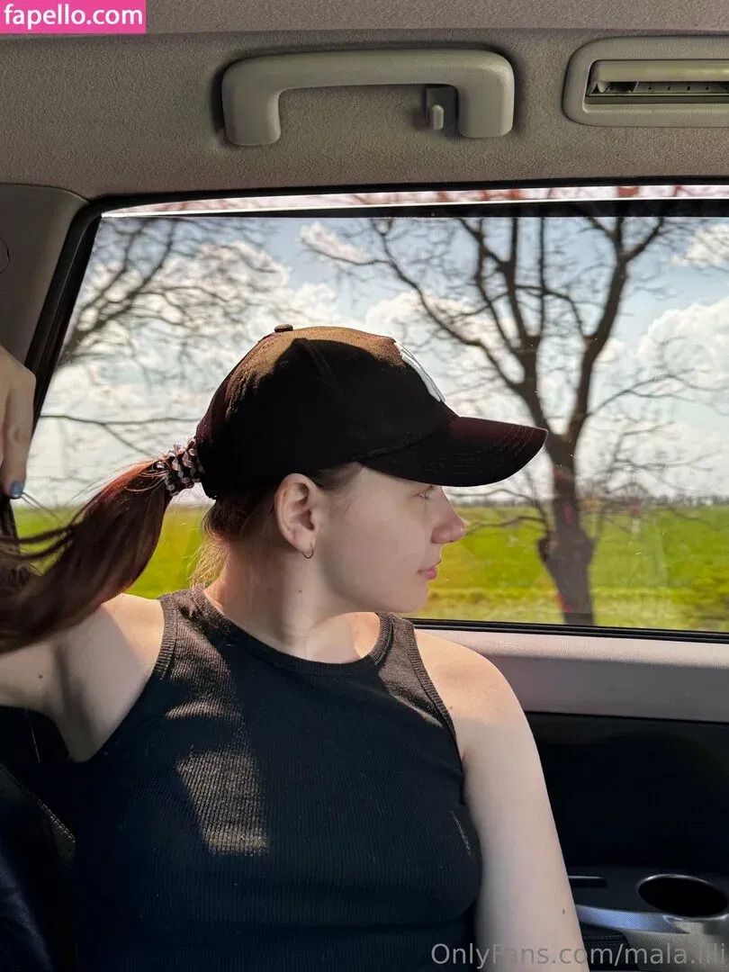 mala.lili / mali.and.lili Onlyfans Photo Gallery 