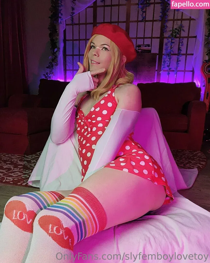 rileyystuff / slyfemboylovetoy Onlyfans Photo Gallery 
