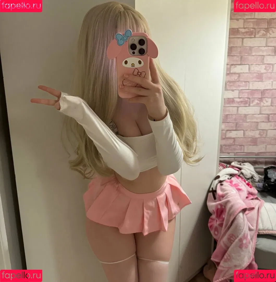 cassiebrookes90 / cupckef / julia Onlyfans Photo Gallery 