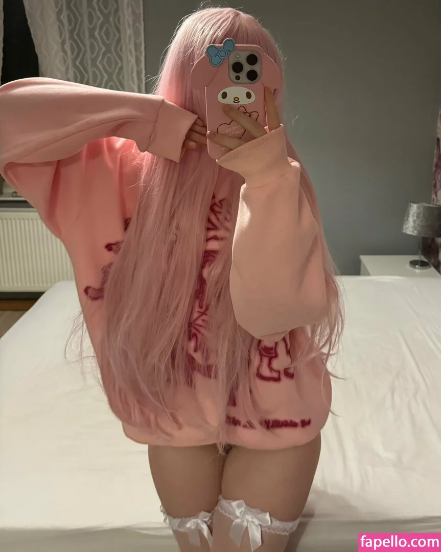 cassiebrookes90 / cupckef / julia Onlyfans Photo Gallery 