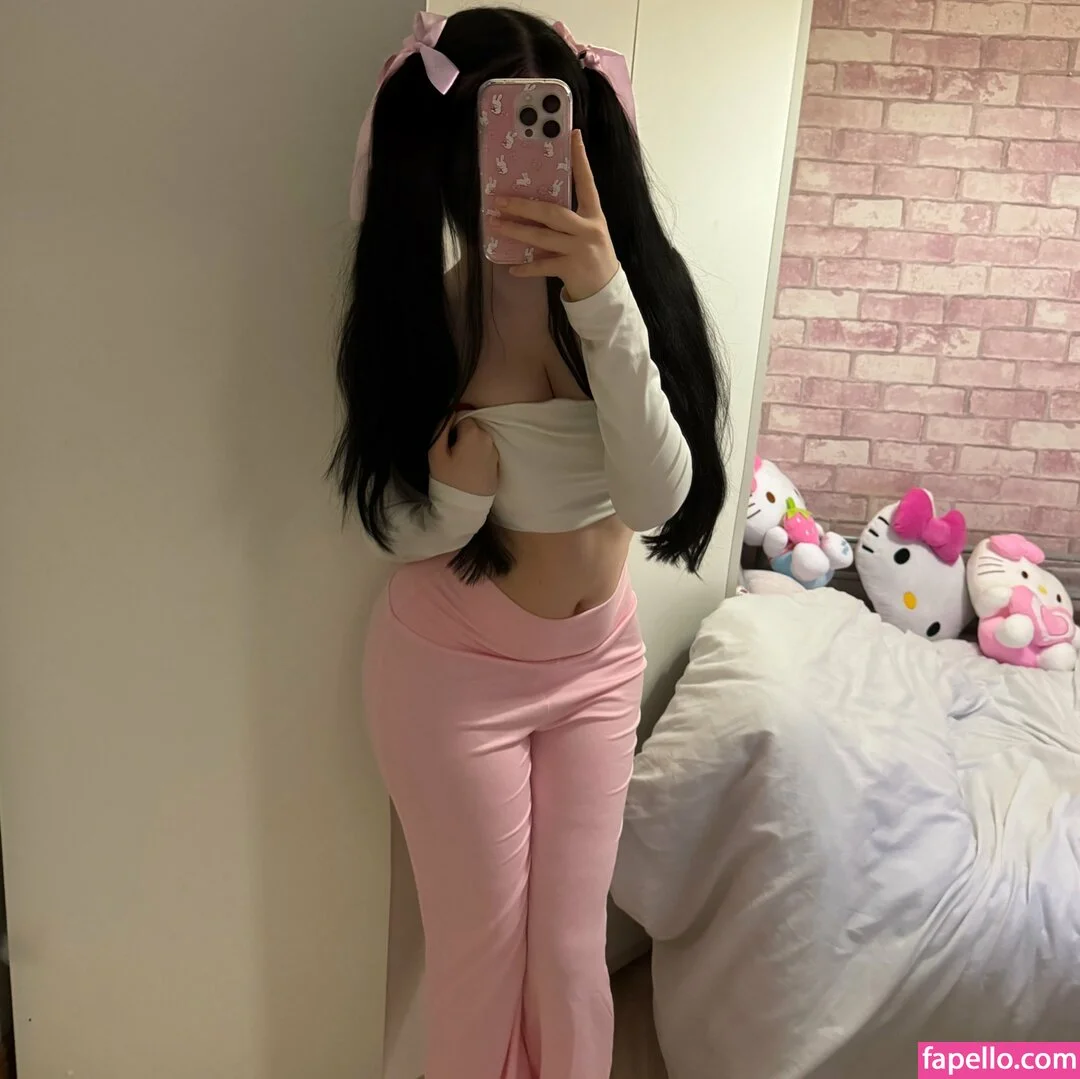 cassiebrookes90 / cupckef / julia Onlyfans Photo Gallery 