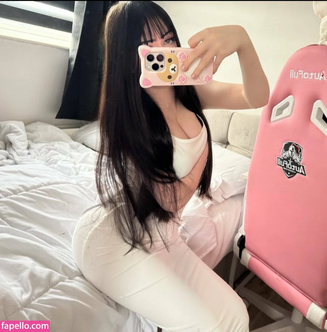 cassiebrookes90 / cupckef / julia Onlyfans Photo Gallery 