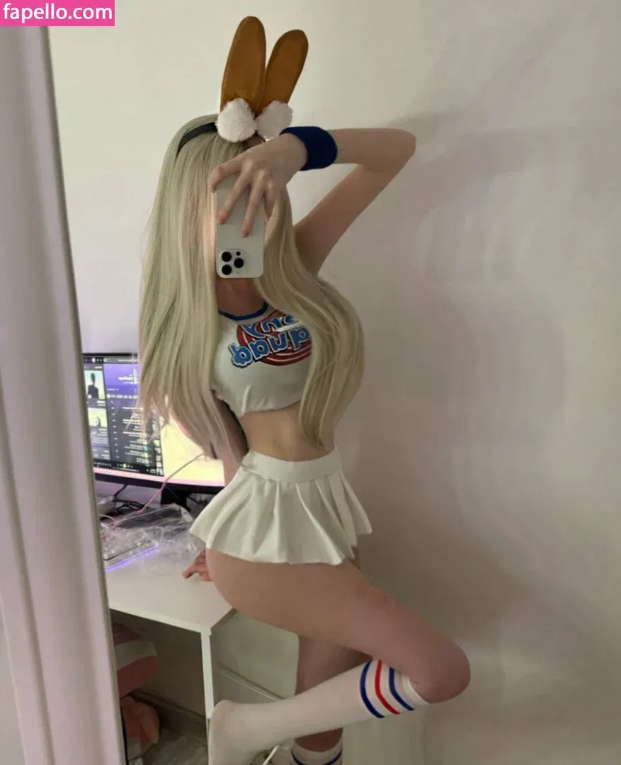 cassiebrookes90 / cupckef / julia Onlyfans Photo Gallery 