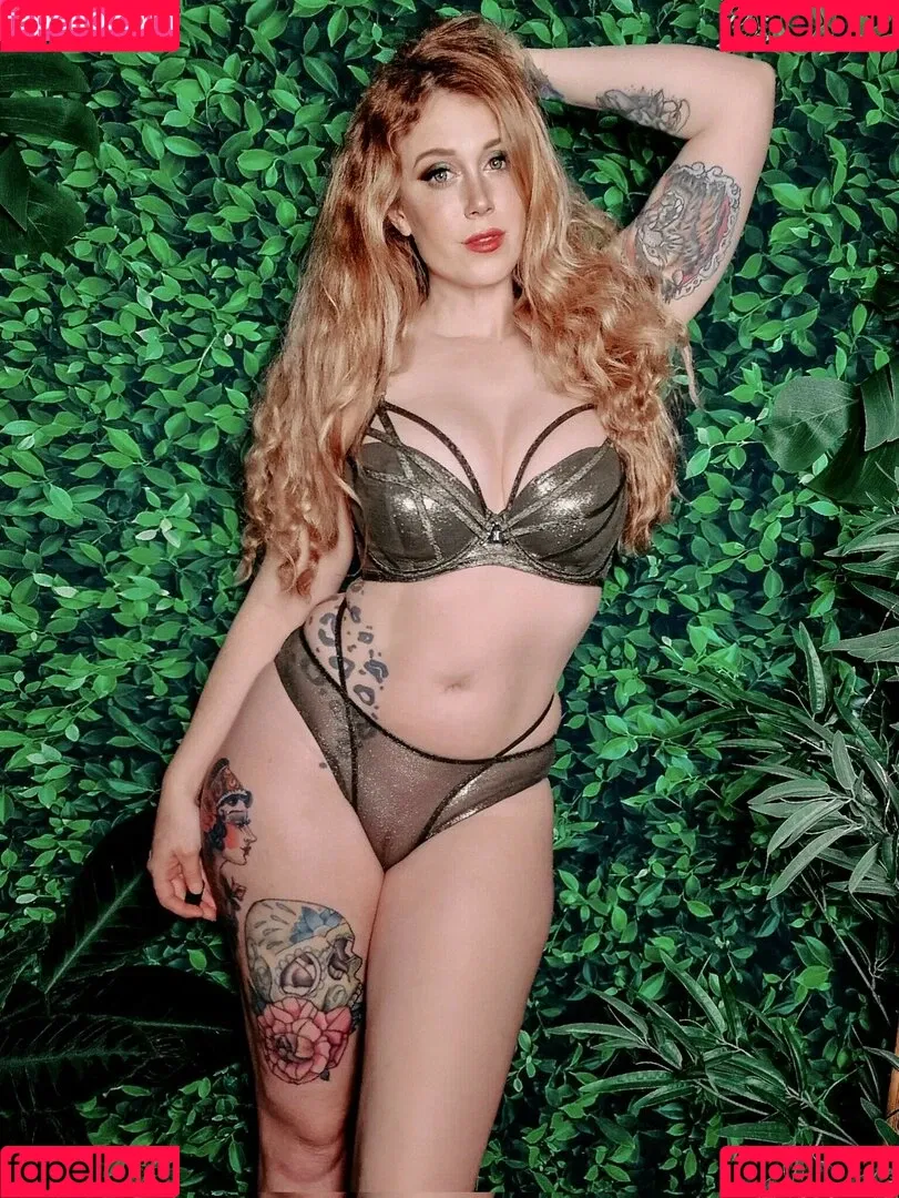 Charlotte Something / charlottesomething / charsomething Onlyfans Photo Gallery 
