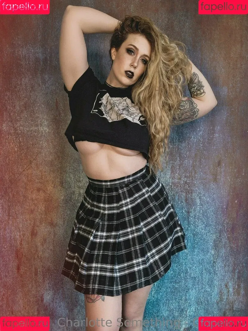 Charlotte Something / charlottesomething / charsomething Onlyfans Photo Gallery 