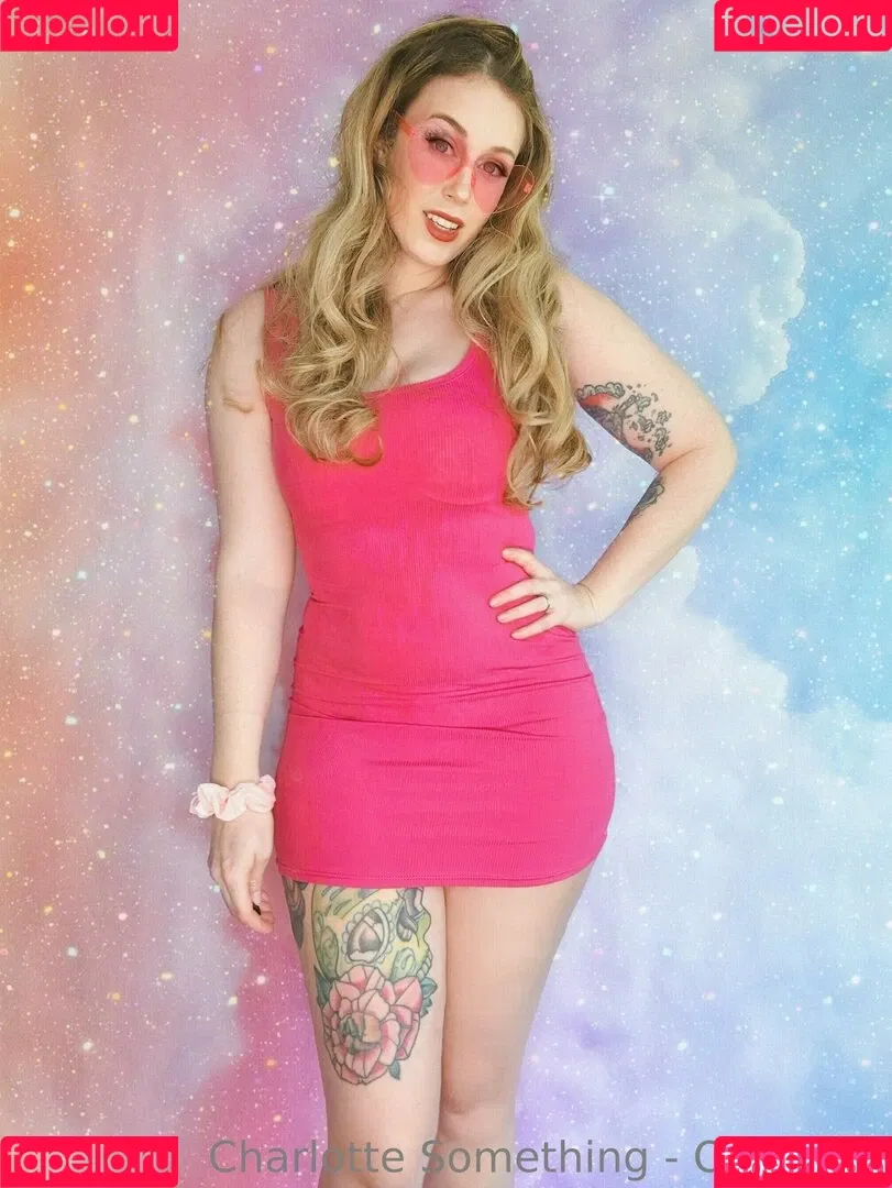 Charlotte Something / charlottesomething / charsomething Onlyfans Photo Gallery 