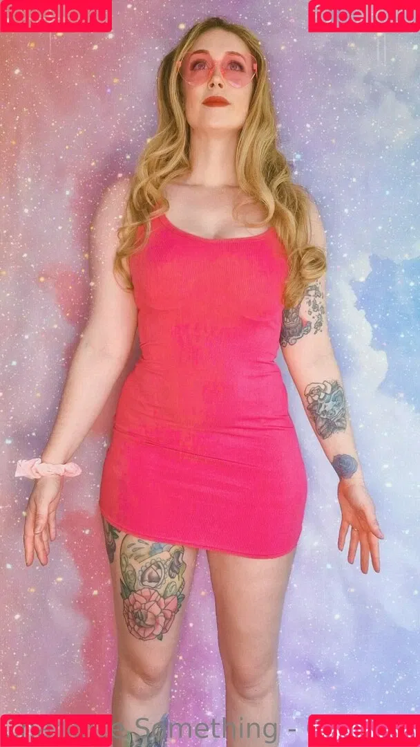 Charlotte Something / charlottesomething / charsomething Onlyfans Photo Gallery 