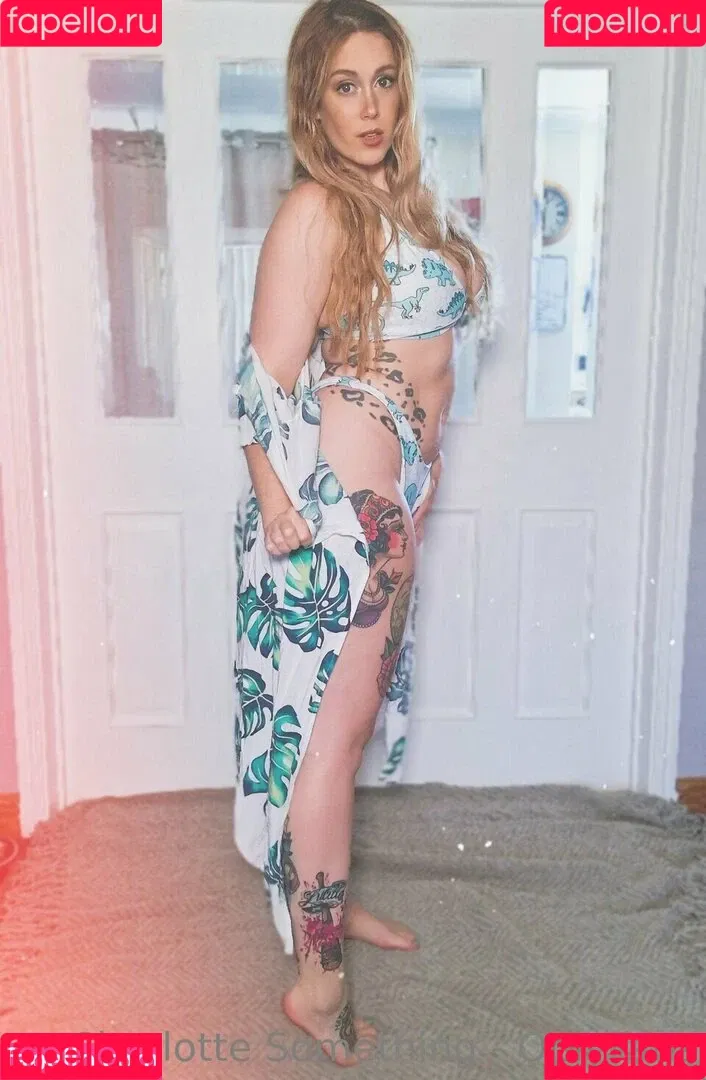Charlotte Something / charlottesomething / charsomething Onlyfans Photo Gallery 