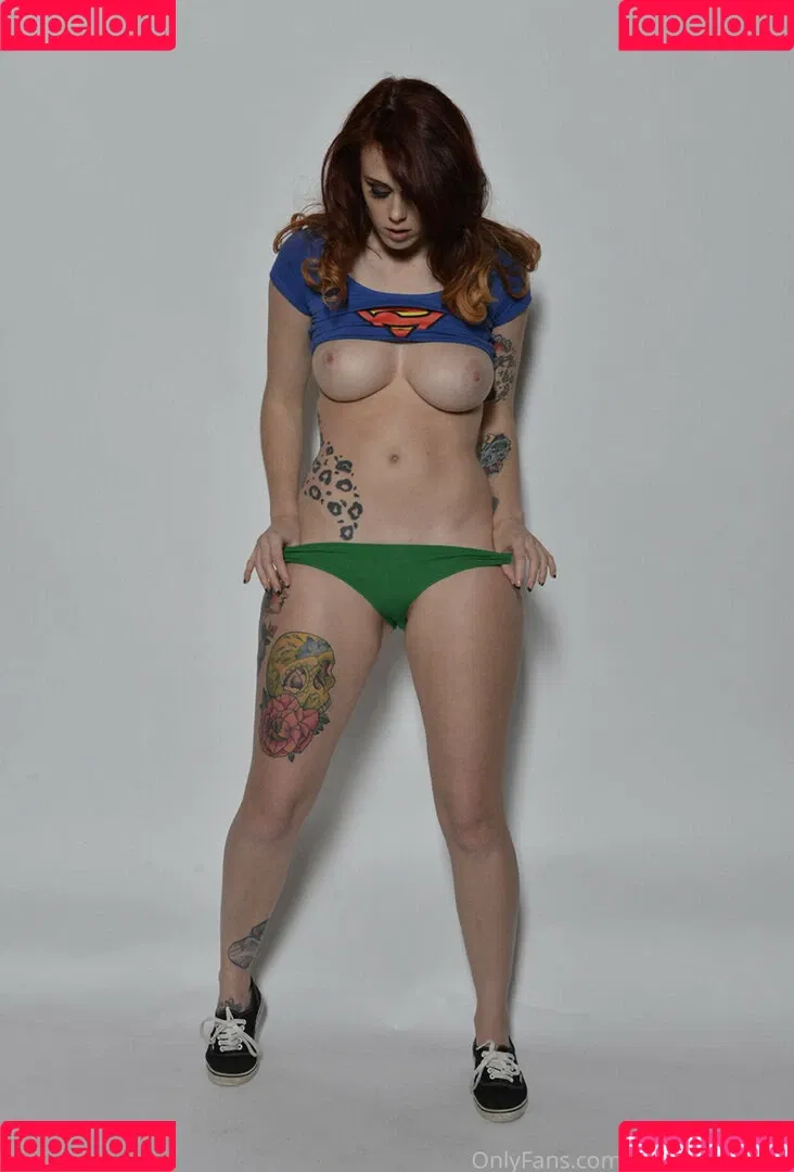 Charlotte Something / charlottesomething / charsomething Onlyfans Photo Gallery 
