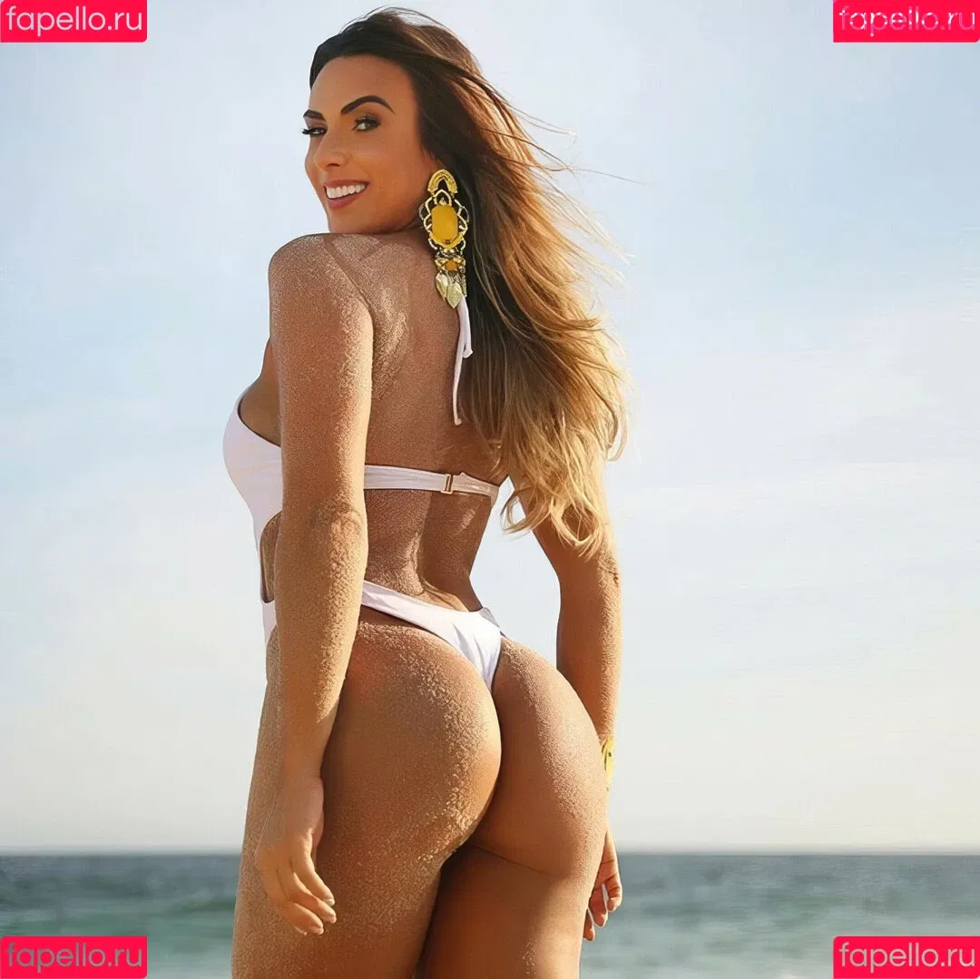 Nicole Bahls / https: / nicolebahls Onlyfans Photo Gallery 