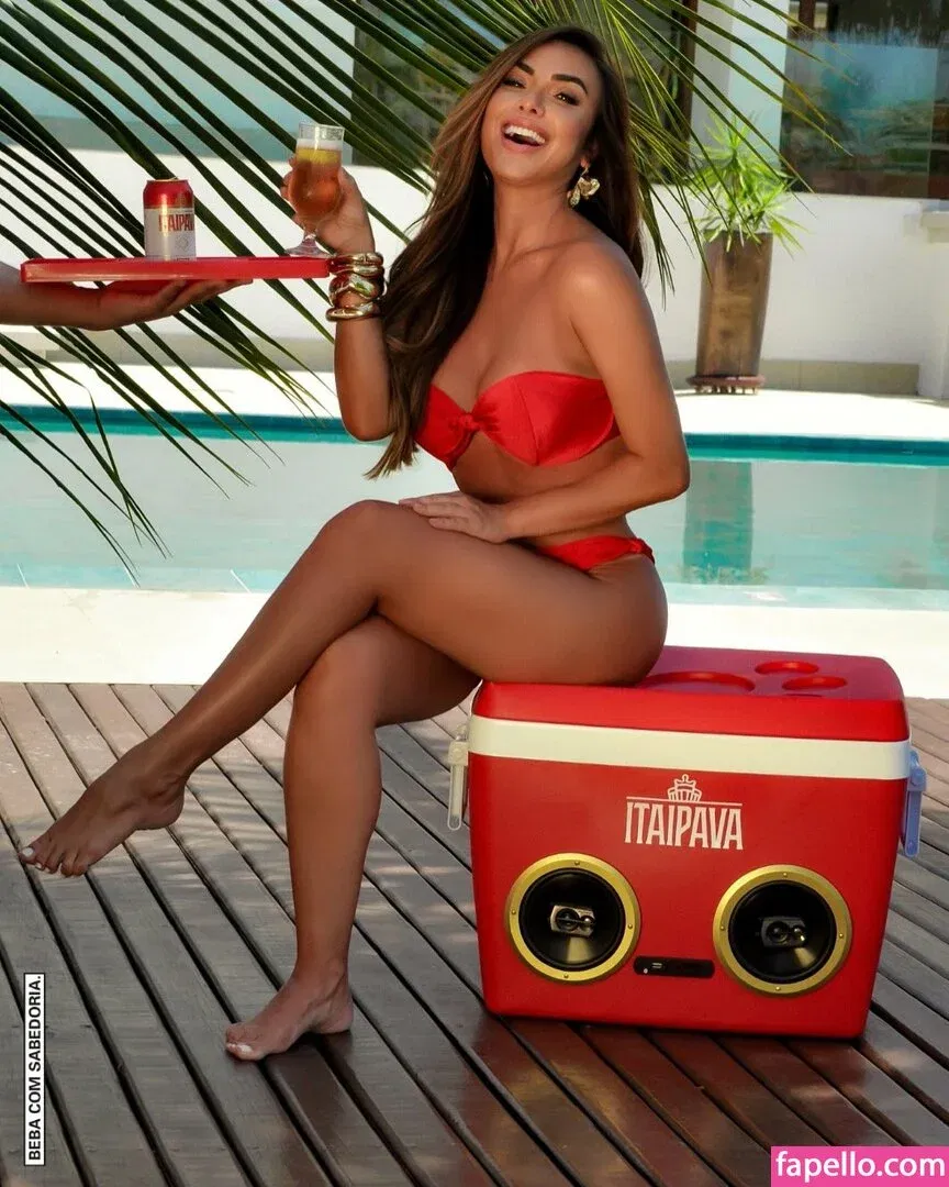 Nicole Bahls / https: / nicolebahls Onlyfans Photo Gallery 