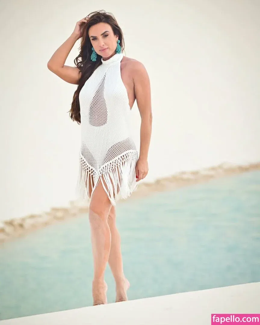 Nicole Bahls / https: / nicolebahls Onlyfans Photo Gallery 