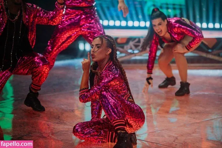 Nicole Bahls / https: / nicolebahls Onlyfans Photo Gallery 