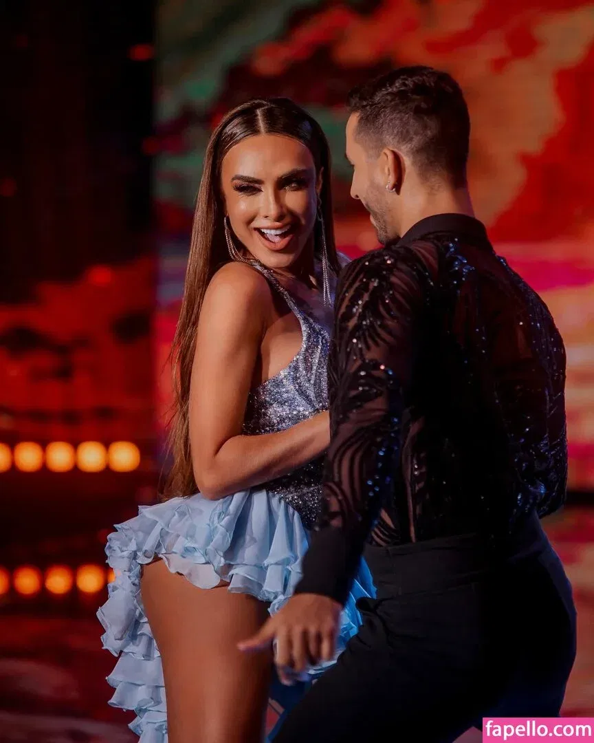 Nicole Bahls / https: / nicolebahls Onlyfans Photo Gallery 