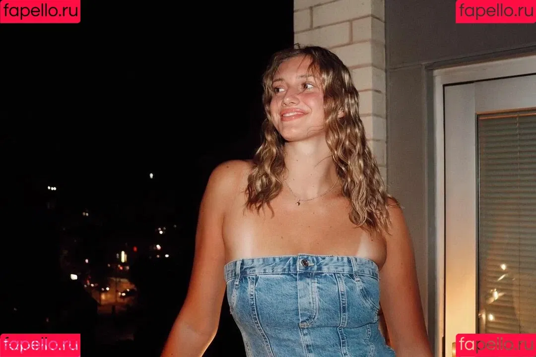 Anna Smrek / anna_smrekk / annasmrek Onlyfans Photo Gallery 