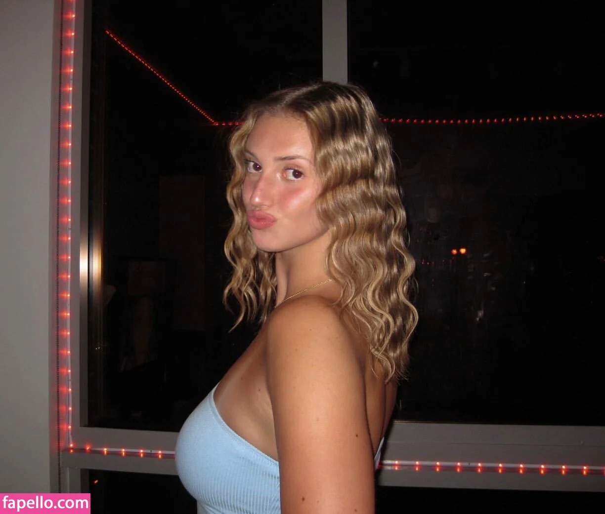 Anna Smrek / anna_smrekk / annasmrek Onlyfans Photo Gallery 