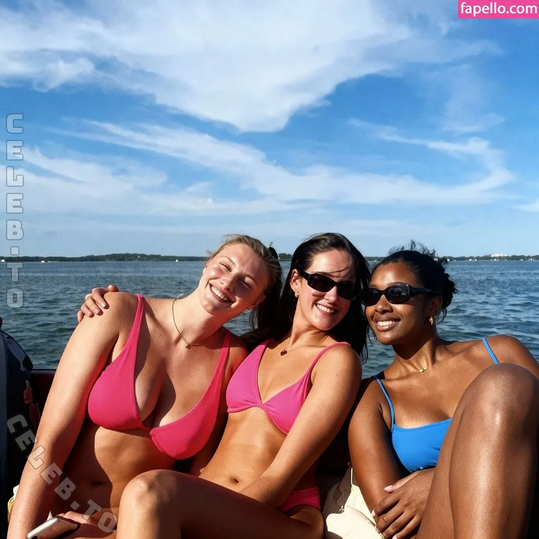 Anna Smrek / anna_smrekk / annasmrek Onlyfans Photo Gallery 