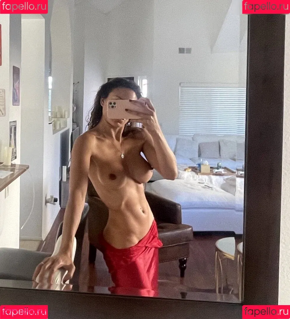 Cassie Del Isla / cassie_ibiza / cassiedelisla2.0 Onlyfans Photo Gallery 