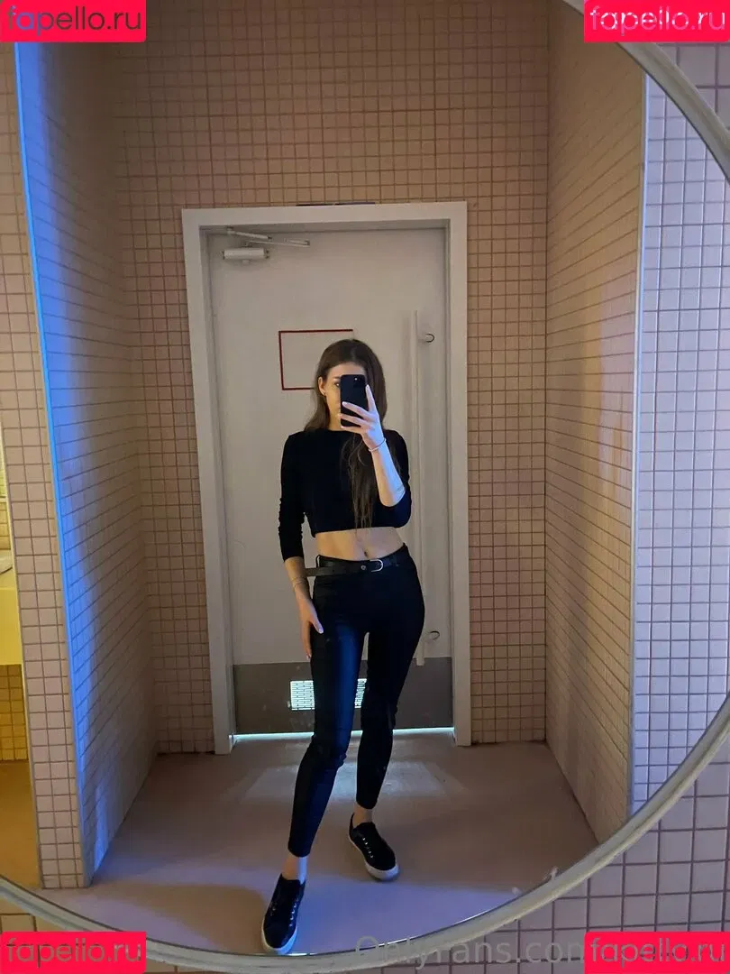 kitty_di / nicole_adamss / sweetty_kitty_di Onlyfans Photo Gallery 
