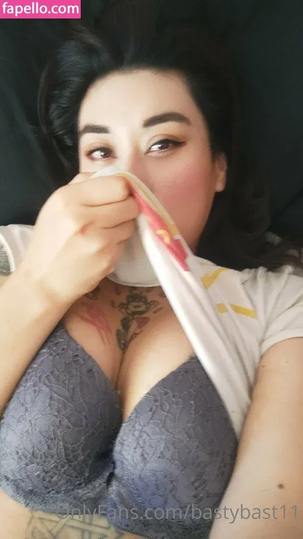 Basti / basti_rap_channel / bastibast Onlyfans Photo Gallery 