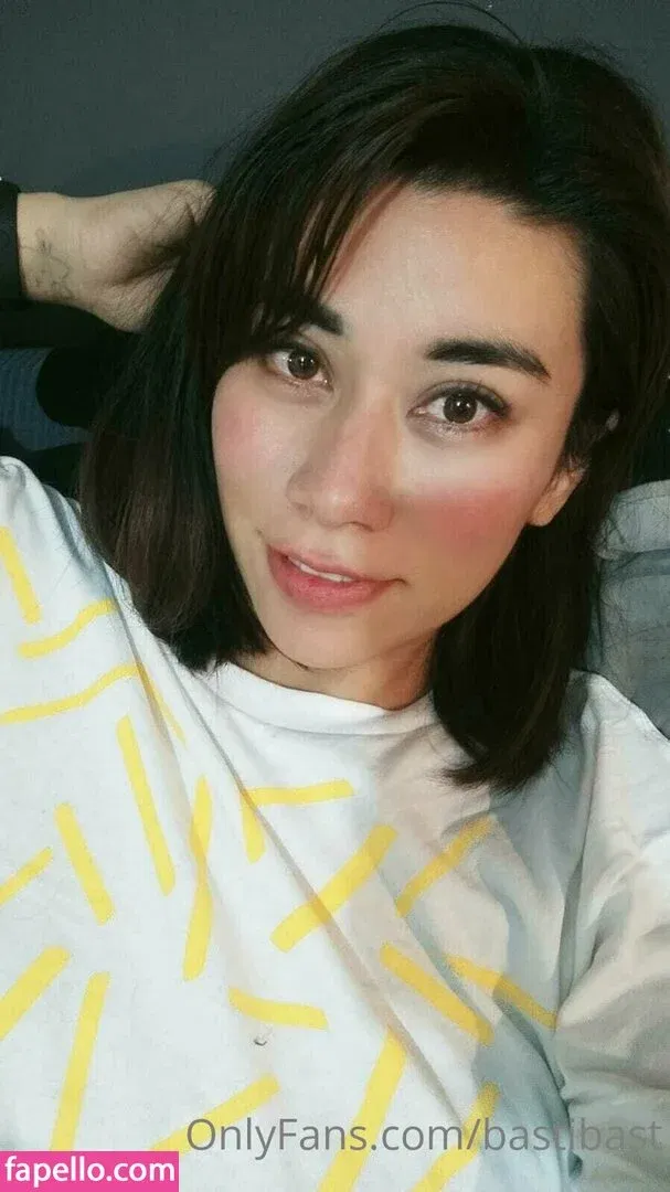 Basti / basti_rap_channel / bastibast Onlyfans Photo Gallery 