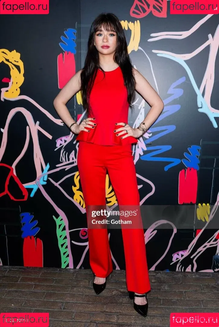 Malina Weissman / malinaweissman Onlyfans Photo Gallery 