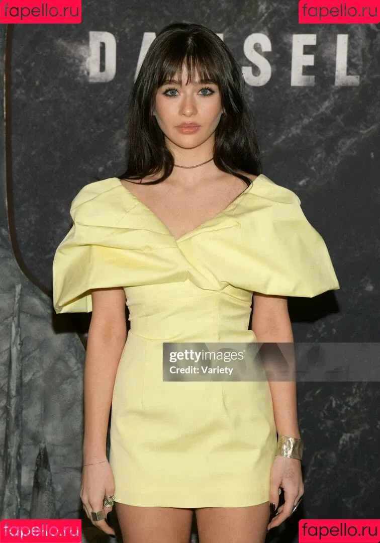 Malina Weissman / malinaweissman Onlyfans Photo Gallery 